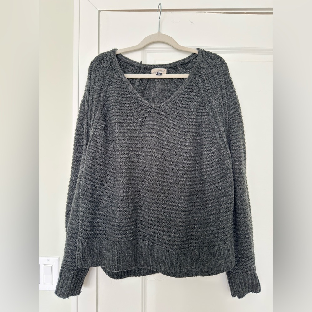 Universal Thread Charcoal V-Neck Knit Sweater